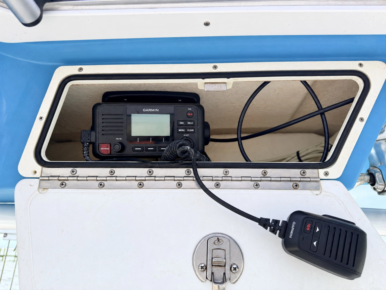 2019 Sea Fox 266 Commander