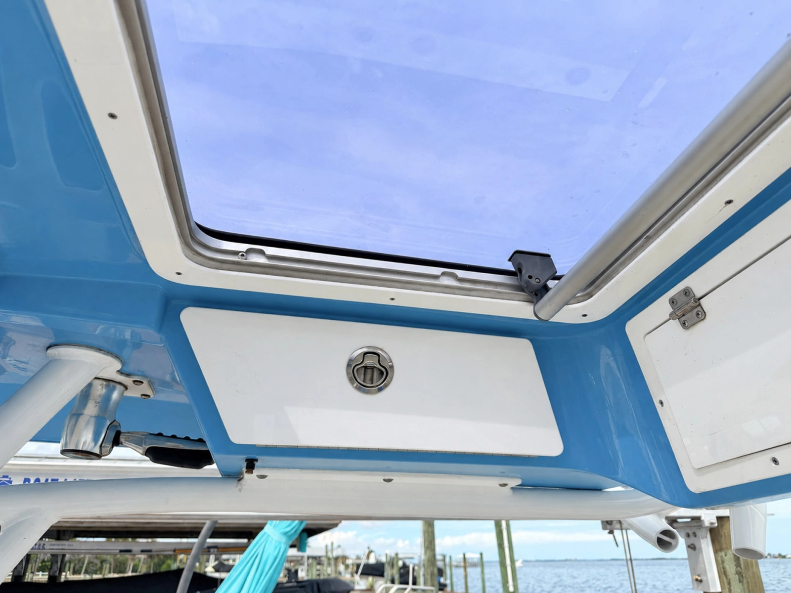 2019 Sea Fox 266 Commander