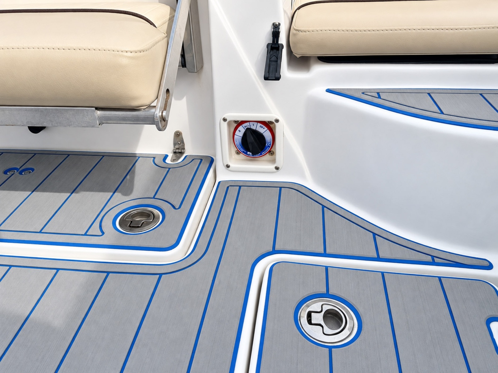 2019 Sea Fox 266 Commander