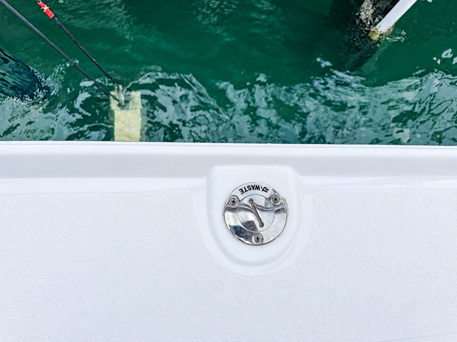 2019 Sea Fox 266 Commander