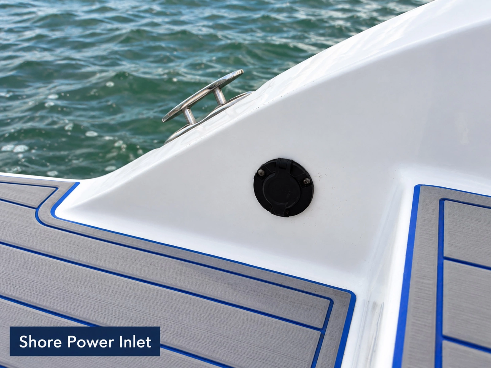 2019 Sea Fox 266 Commander