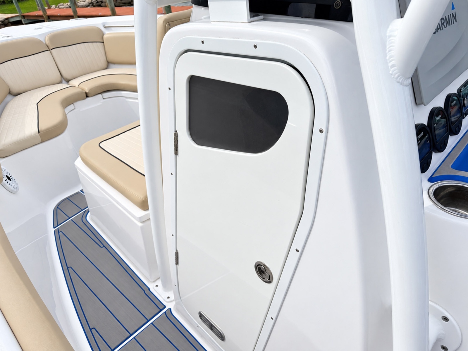 2019 Sea Fox 266 Commander