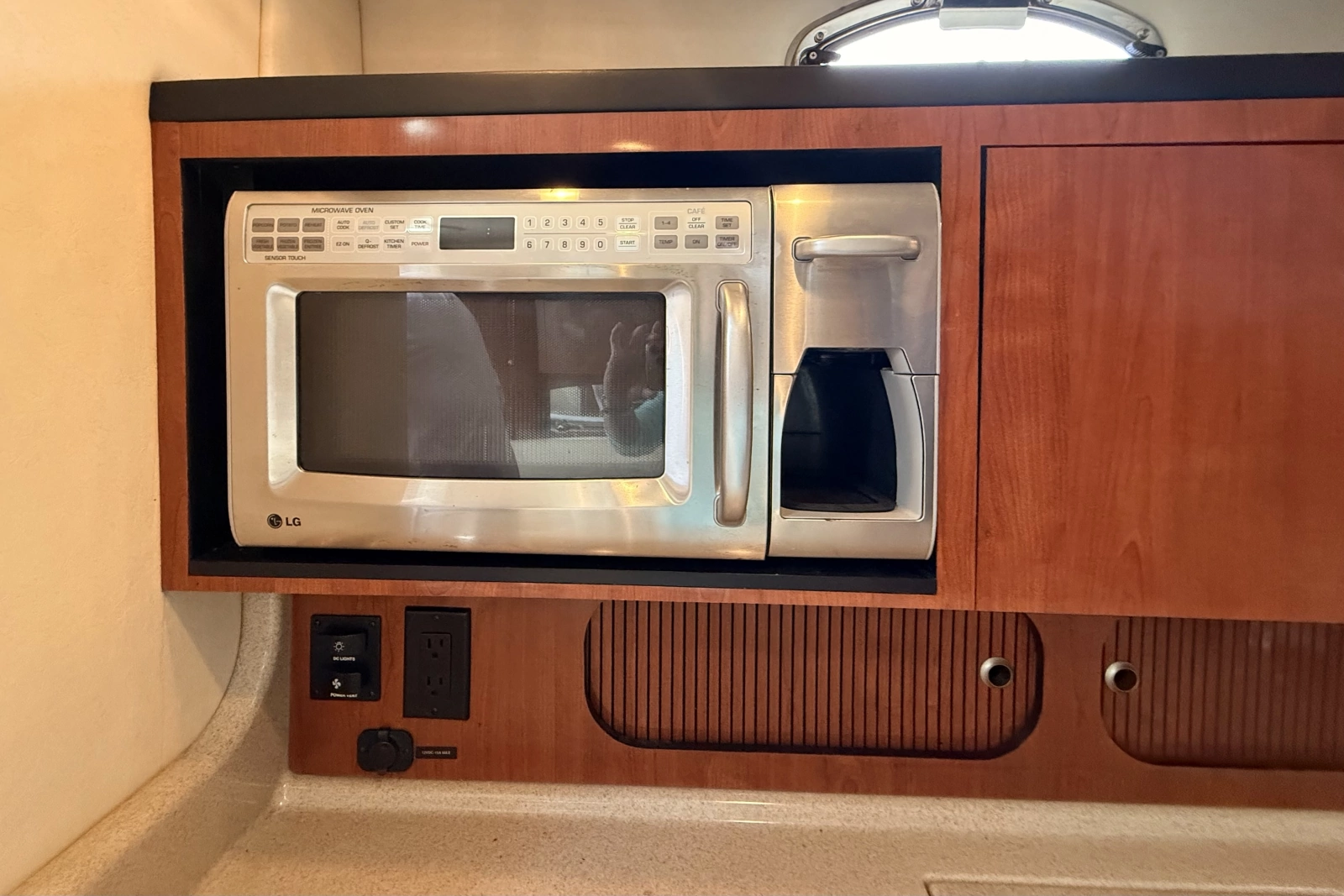 2006 Sea Ray Sundancer 340