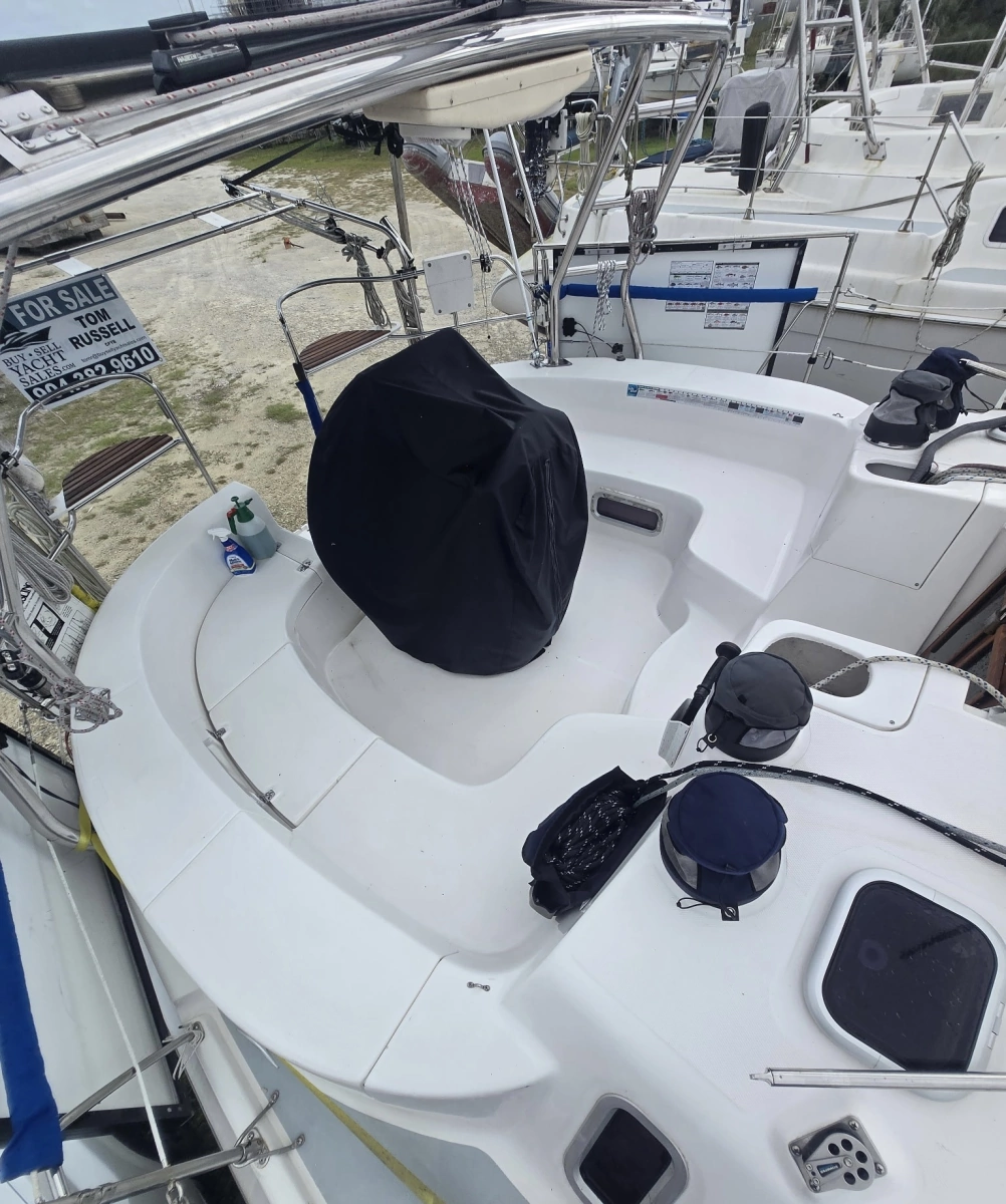 2000 Hunter 410
