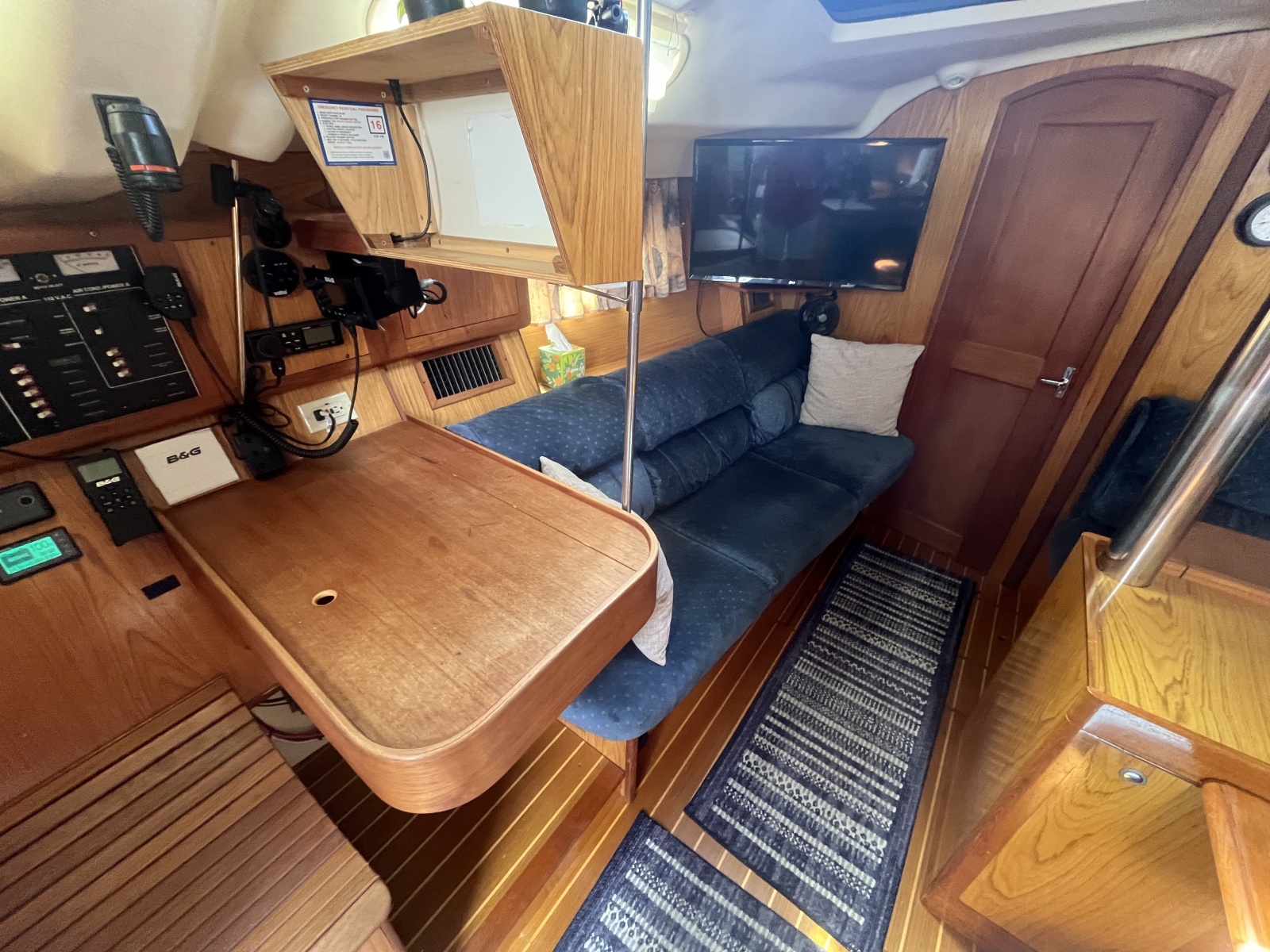 2000 Hunter 410