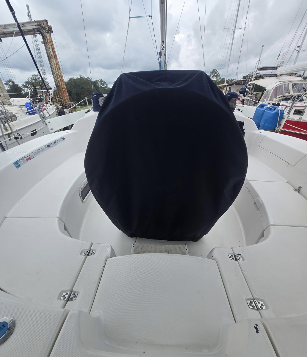 2000 Hunter 410
