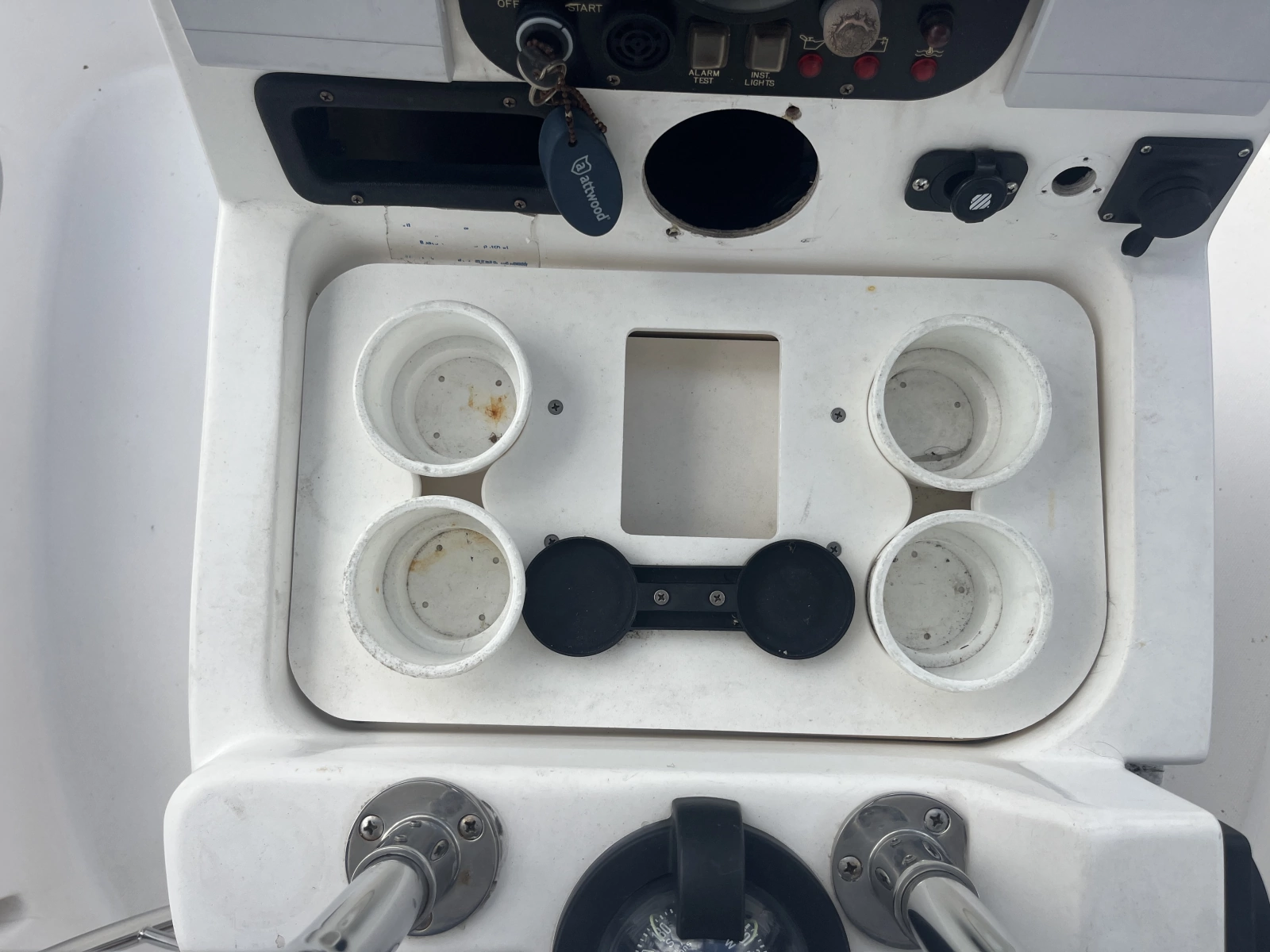 2000 Hunter 410
