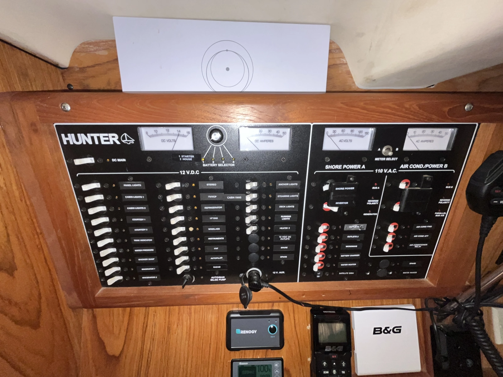 2000 Hunter 410