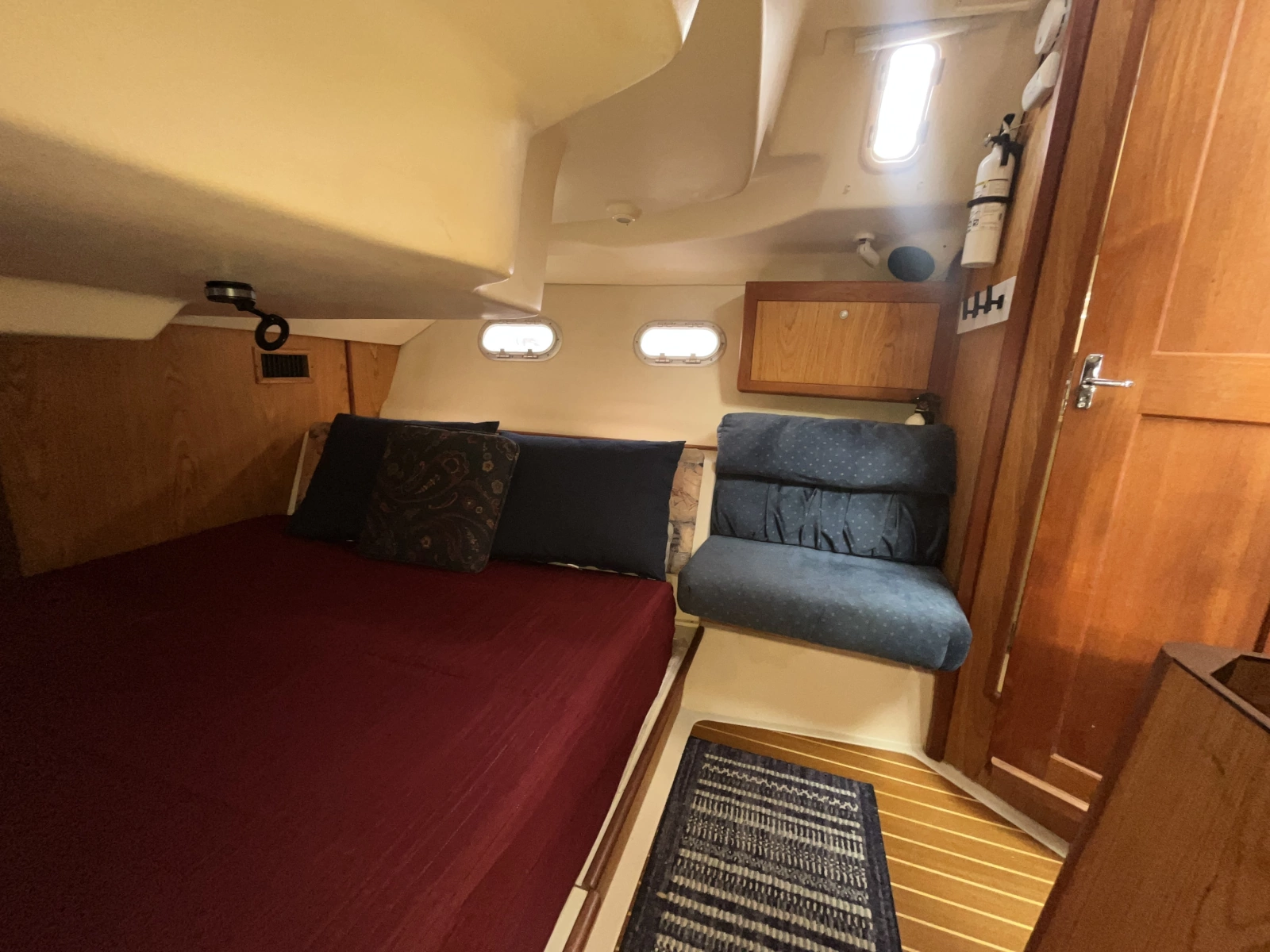 2000 Hunter 410