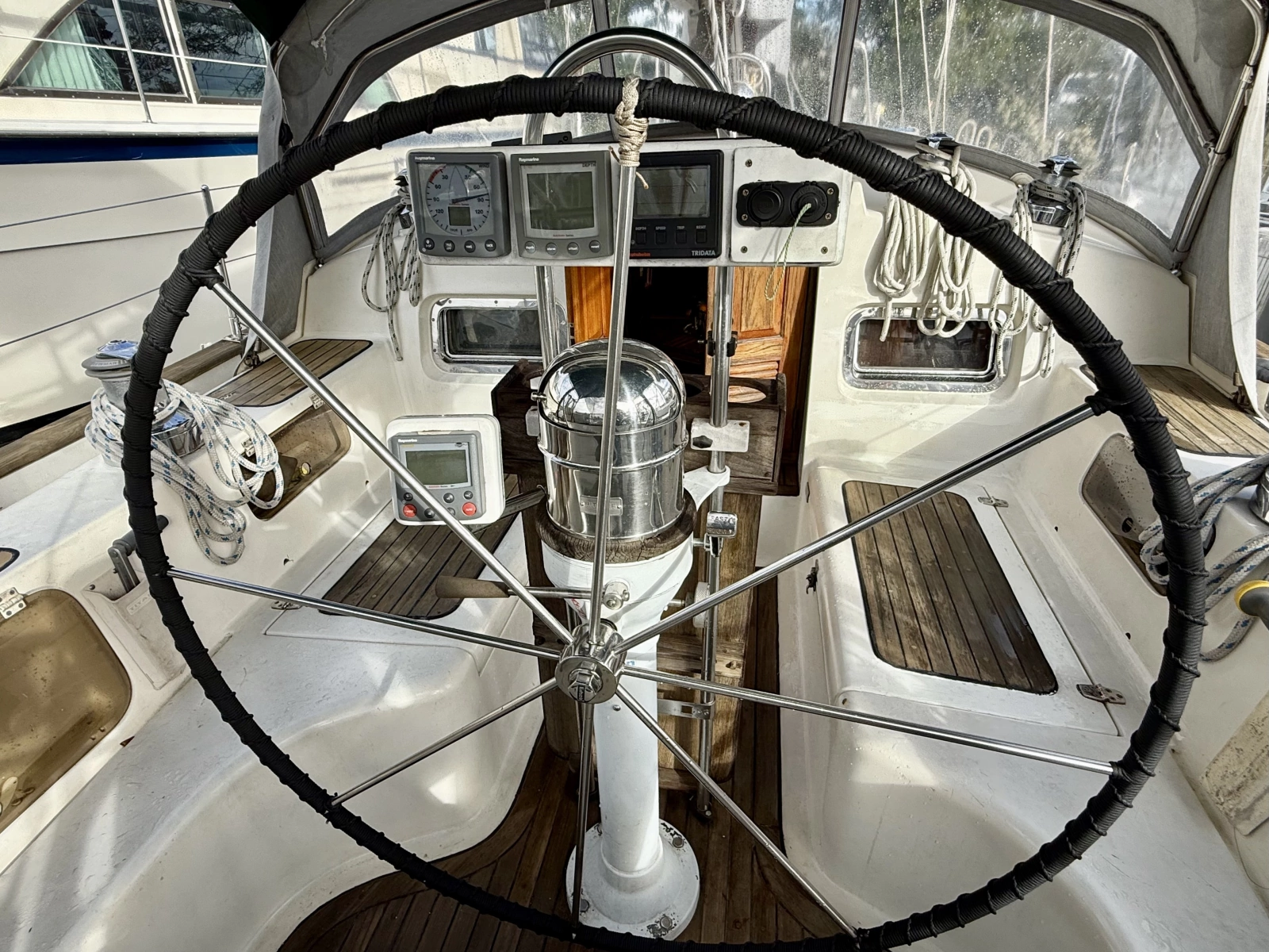 1997 Hans Christian Christina 43