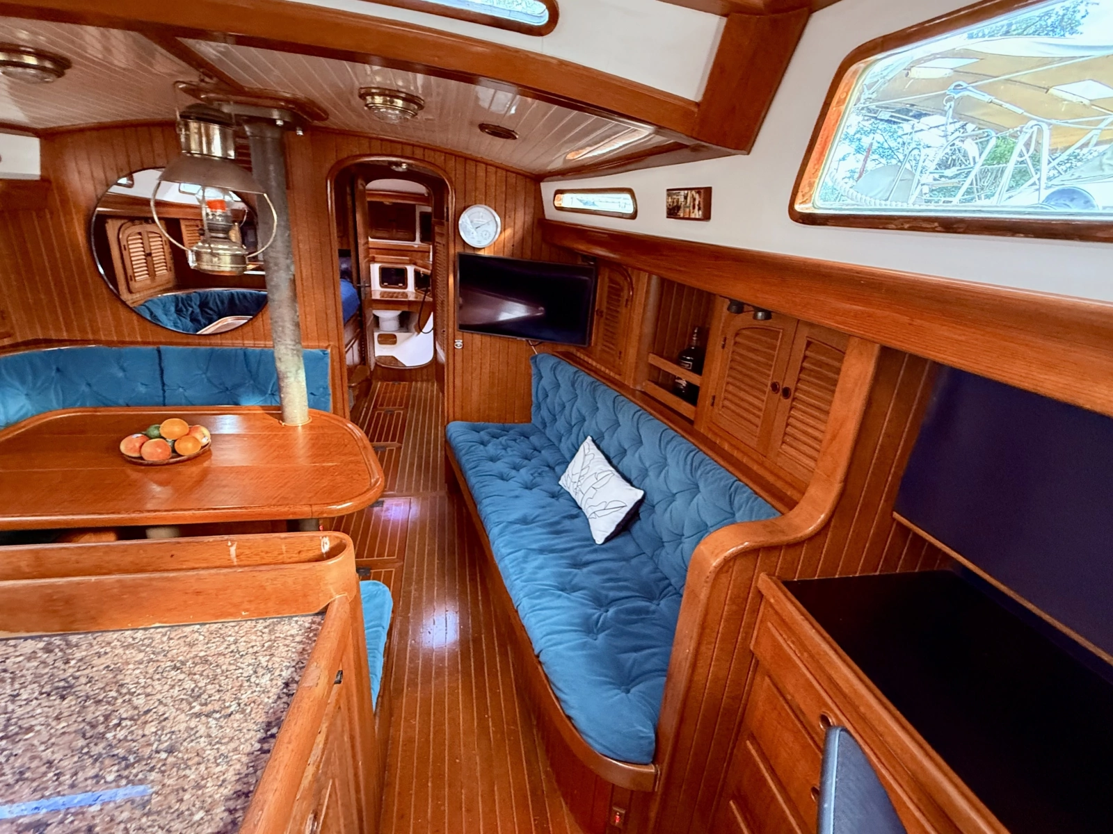 1997 Hans Christian Christina 43