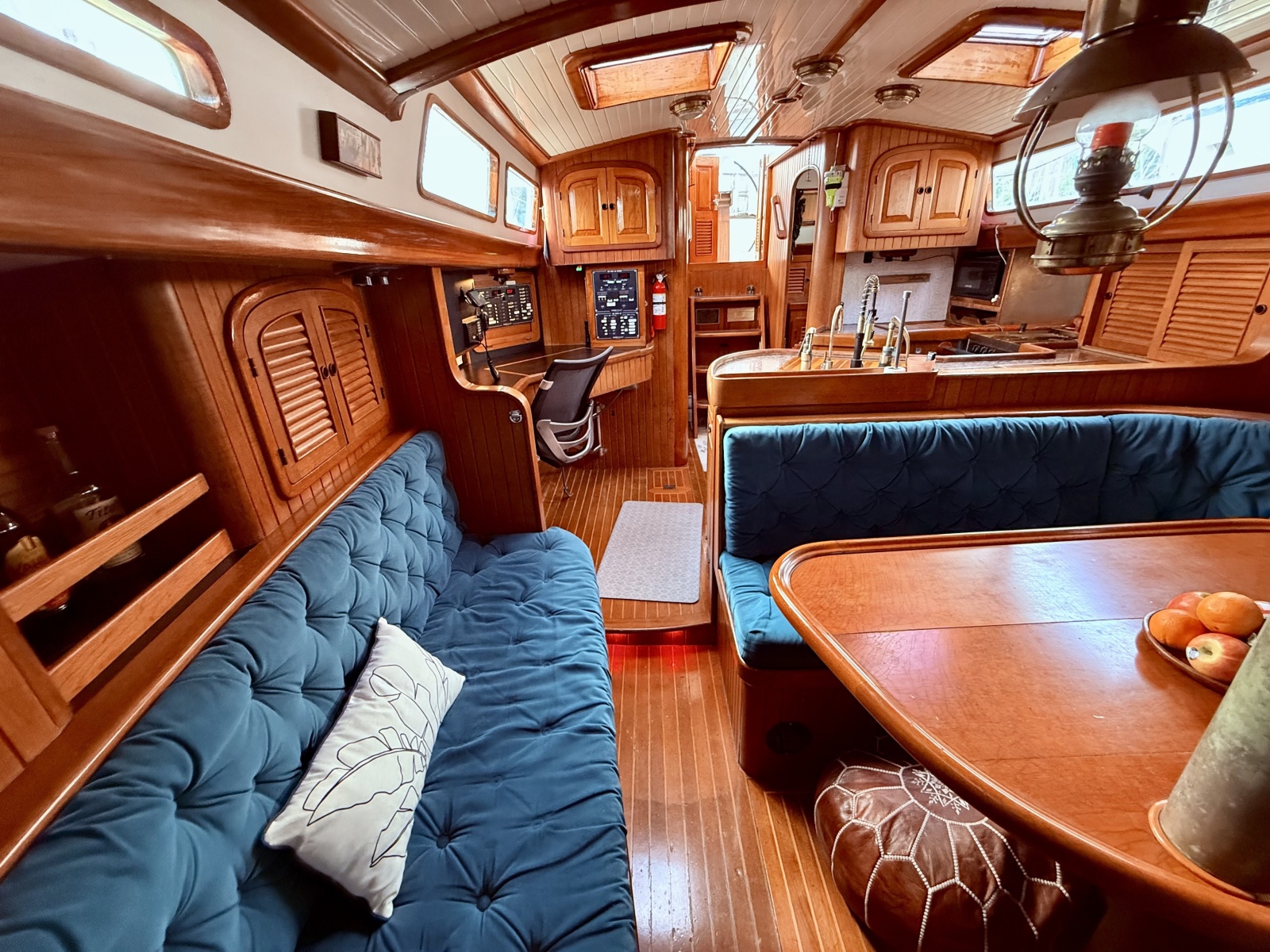 1997 Hans Christian Christina 43