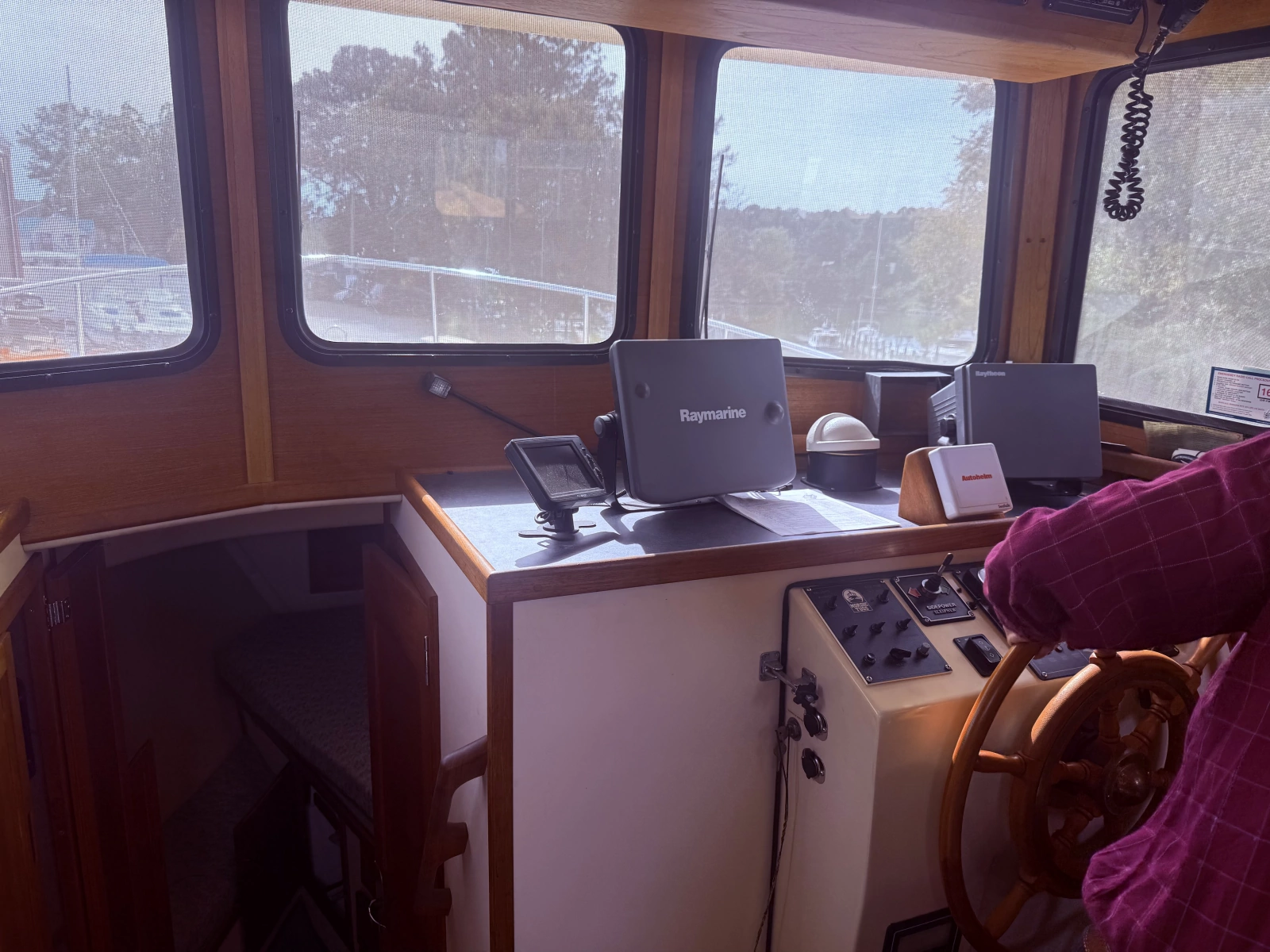 1998 Nordic Tugs 32