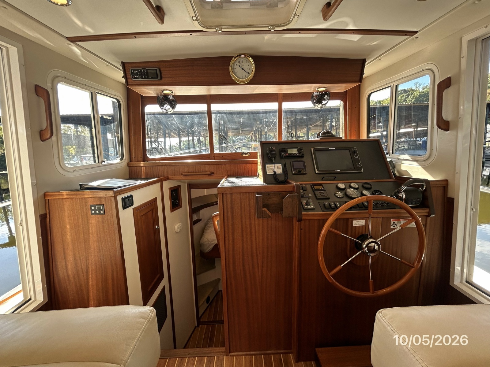 34' Nordic Tugs pilothouse forward