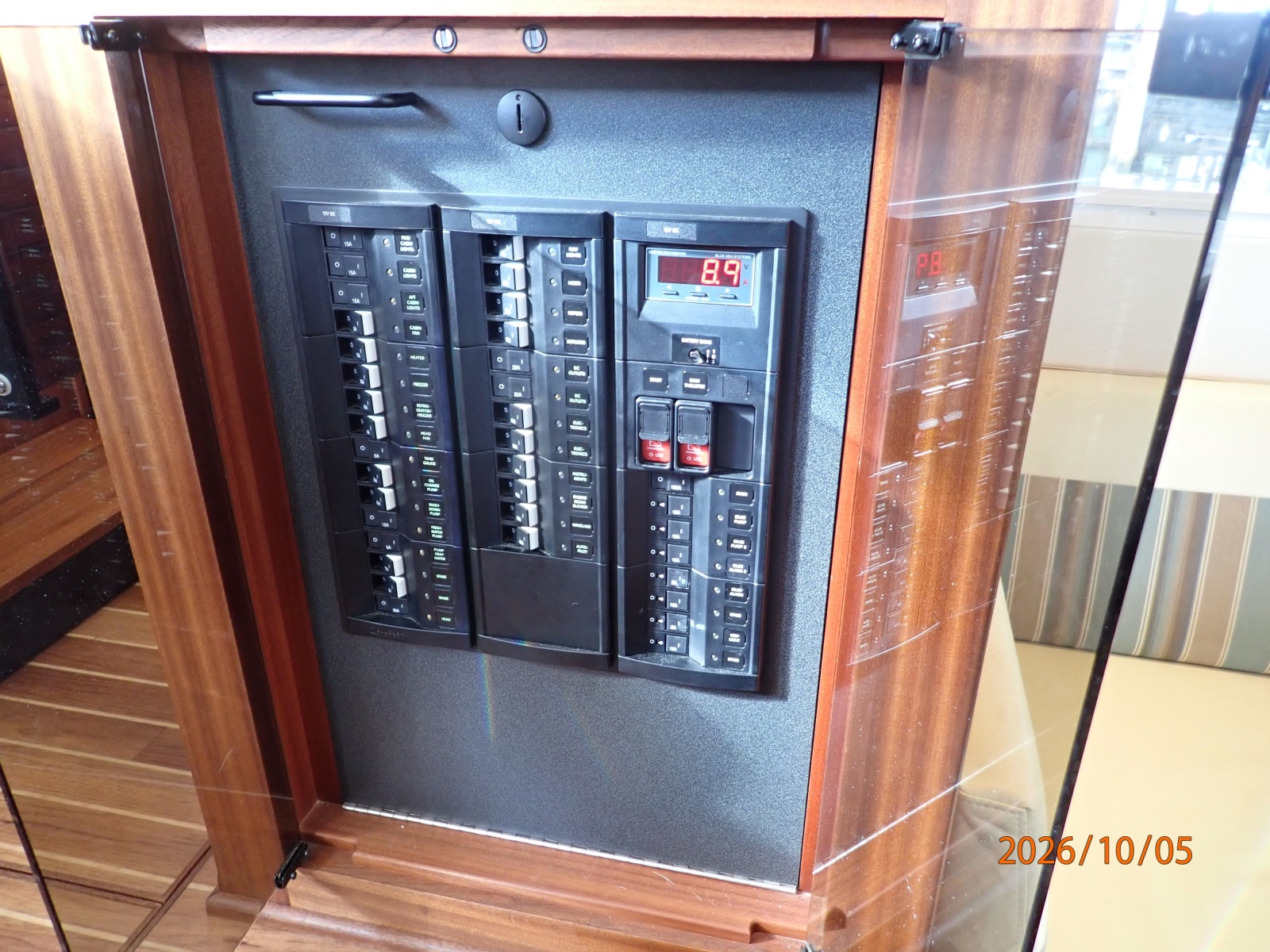 34' Nordic Tugs electrical panel1