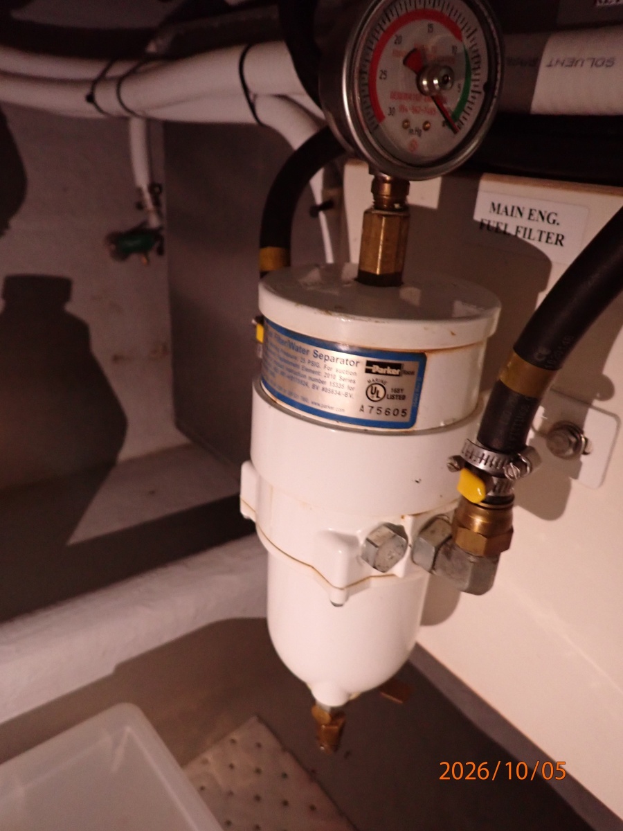 34' Nordic Tugs main engine Racor fuel filter