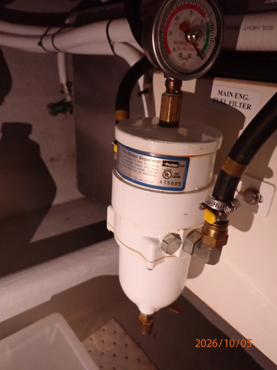 34' Nordic Tugs main engine Racor fuel filter