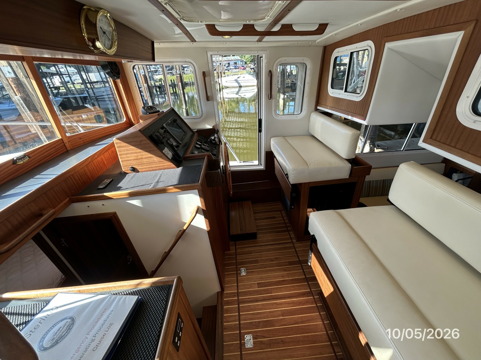 34' Nordic Tugs pilothouse starboard