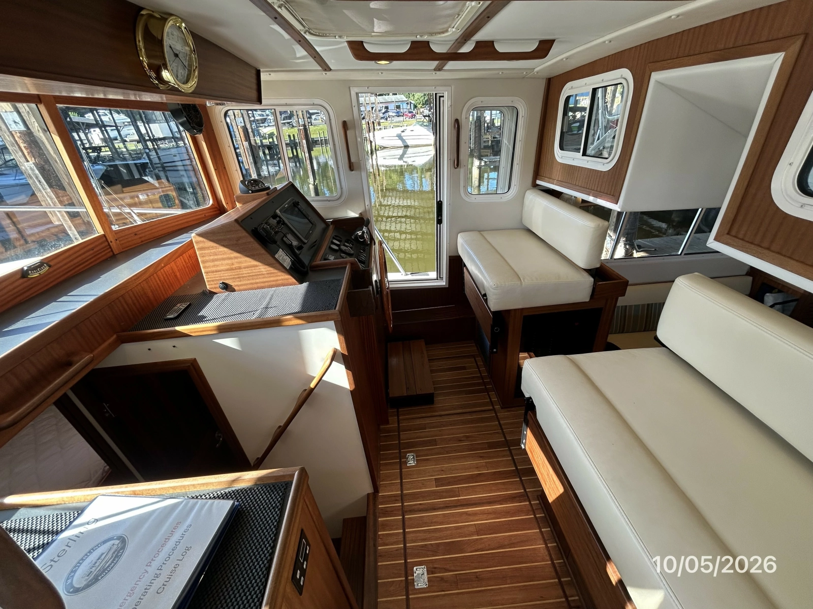 34' Nordic Tugs pilothouse starboard