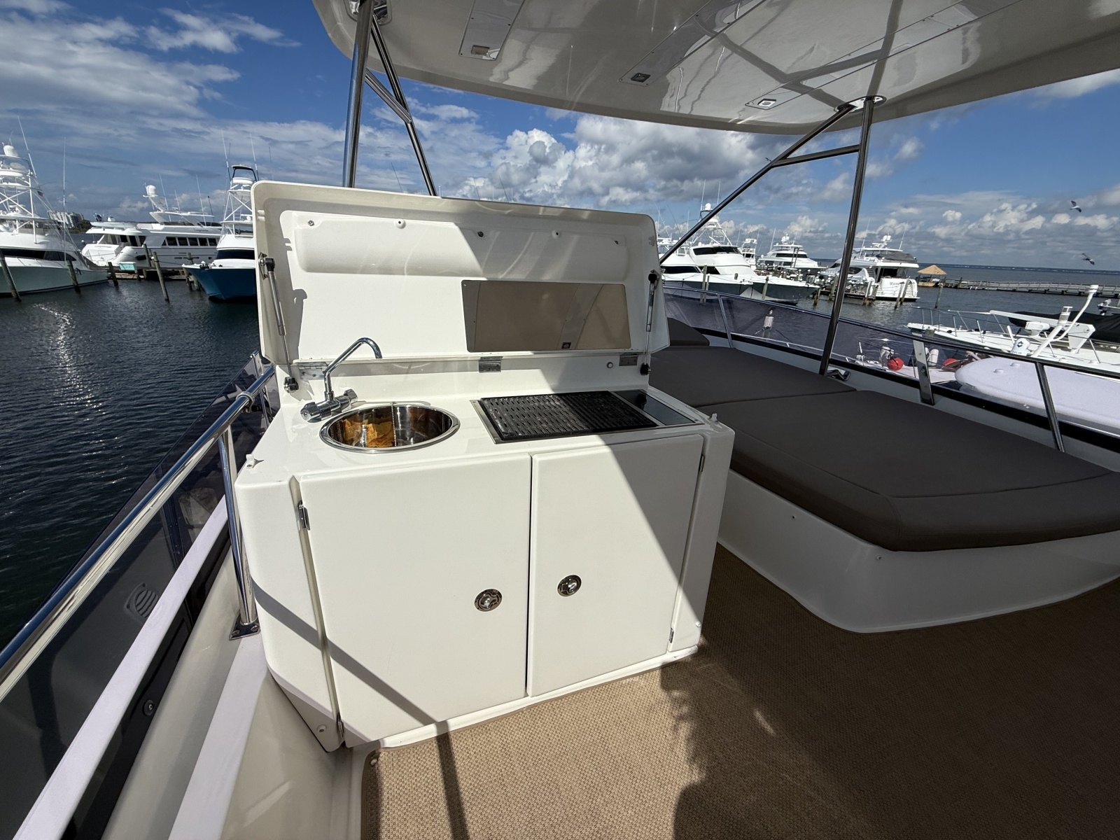 2015 Prestige 55 Fly