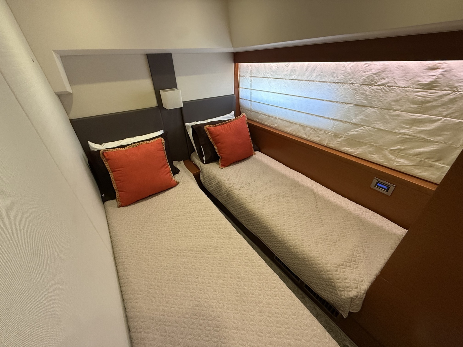 2015 Prestige 55 Fly