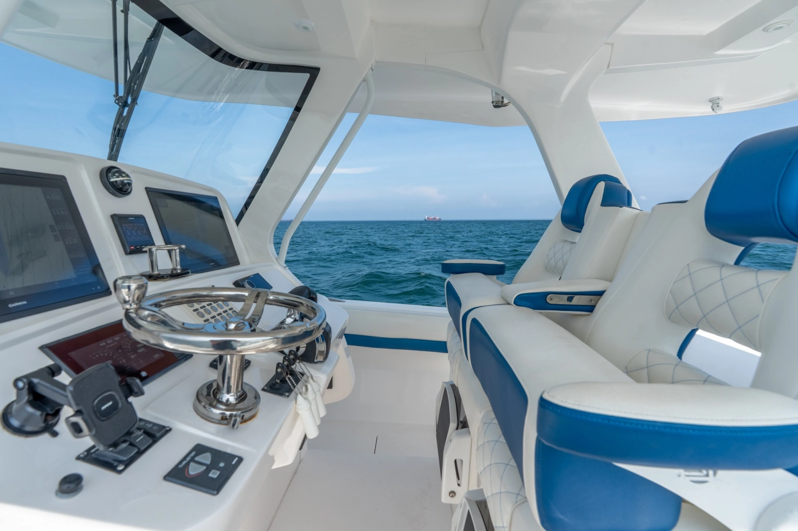 2018 Intrepid 407 Panacea