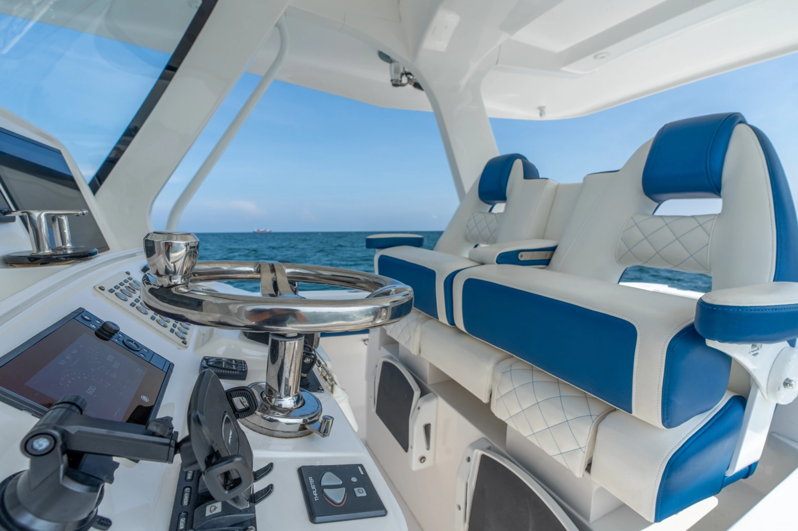 2018 Intrepid 407 Panacea
