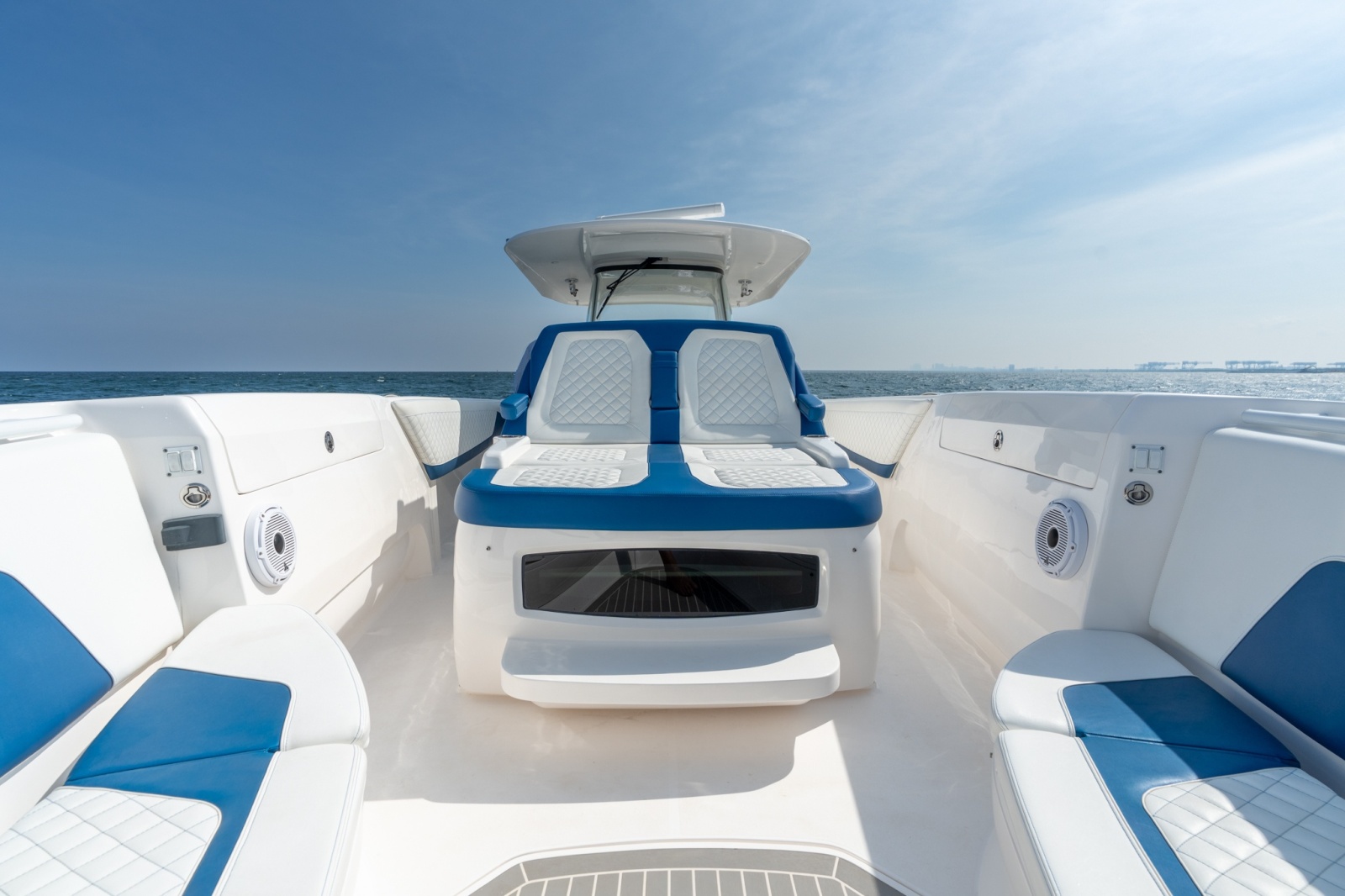 2018 Intrepid 407 Panacea