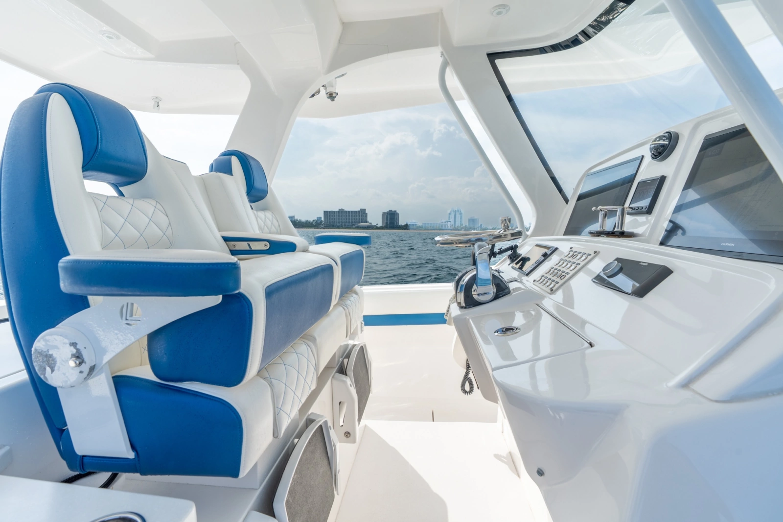 2018 Intrepid 407 Panacea