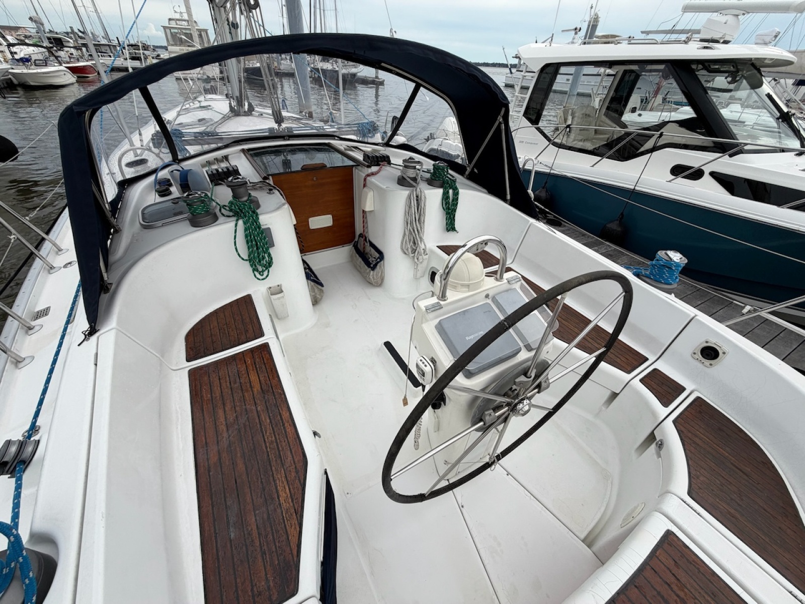 1999 Beneteau 411