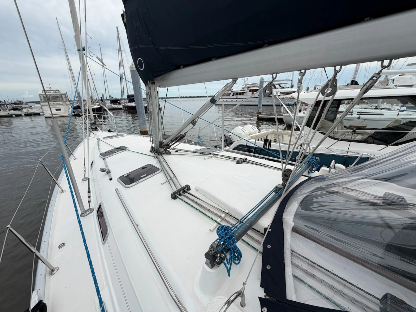 1999 Beneteau 411