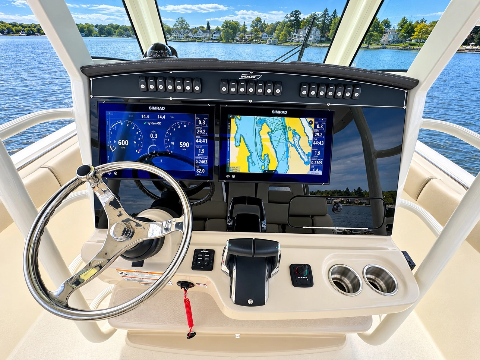 2024 Boston Whaler 330 Outrage