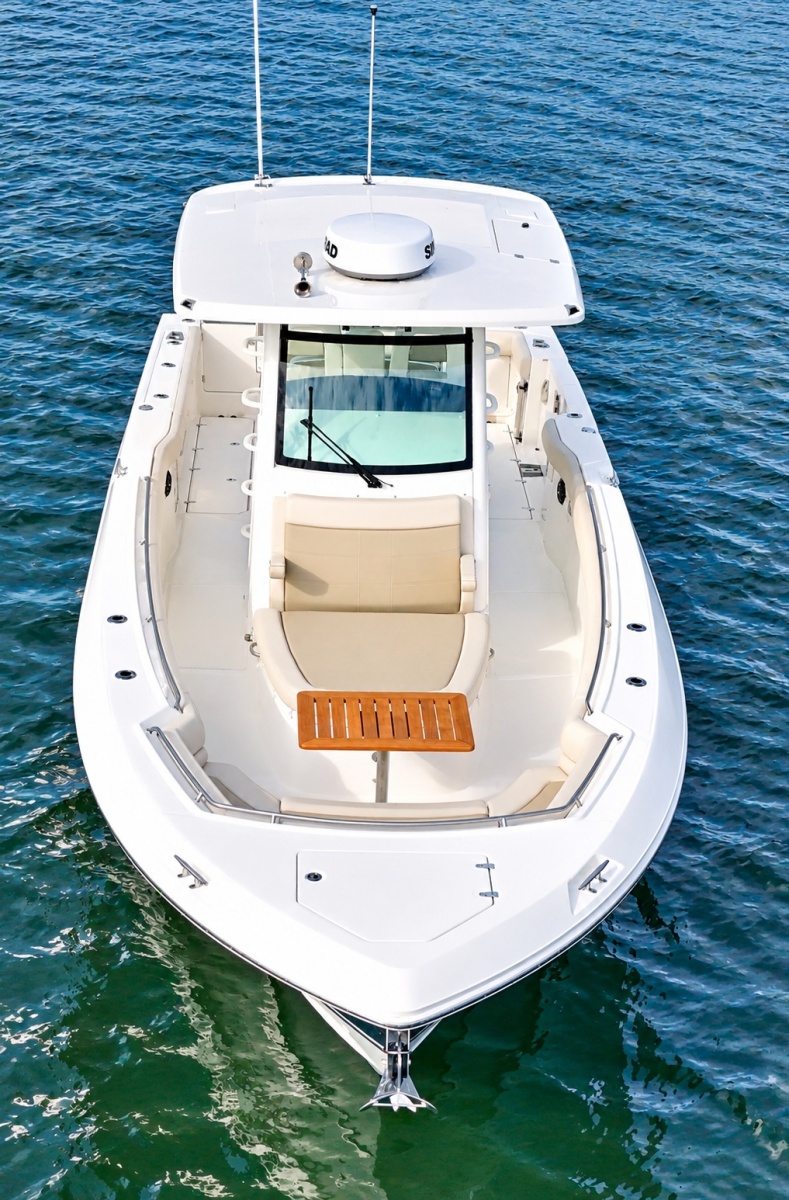 2024 Boston Whaler 330 Outrage