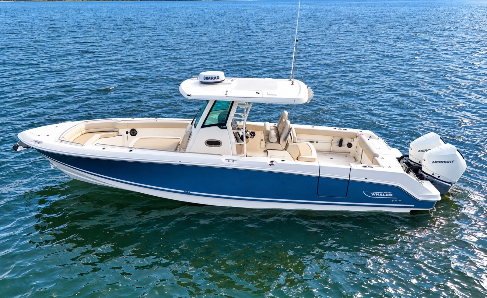 2024 Boston Whaler 330 Outrage