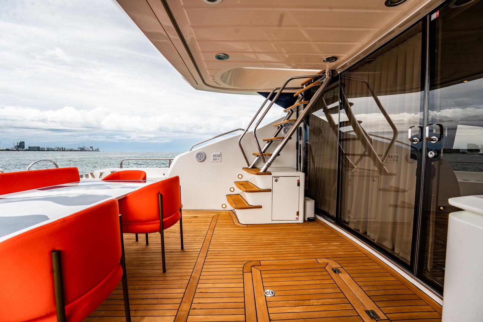 2009 Sunseeker Predator 84
