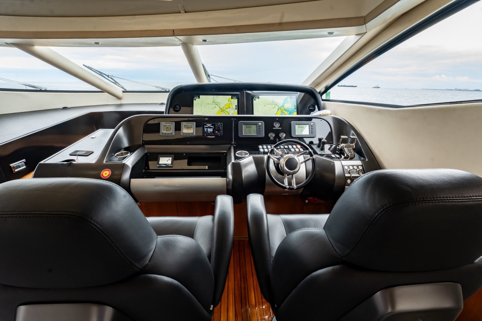 2009 Sunseeker Predator 84