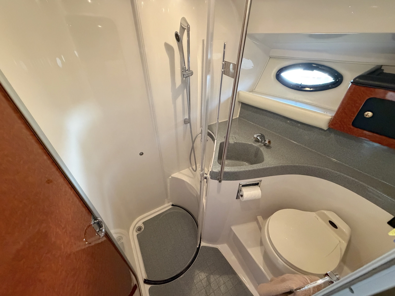 2002 Wellcraft 3700 Martinique