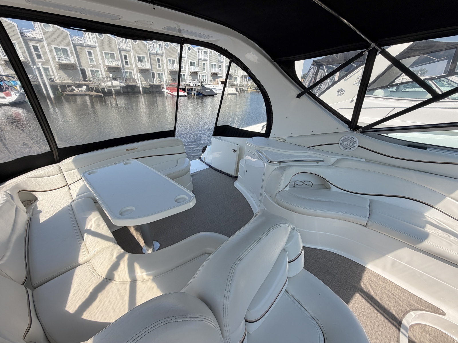 2002 Wellcraft 3700 Martinique