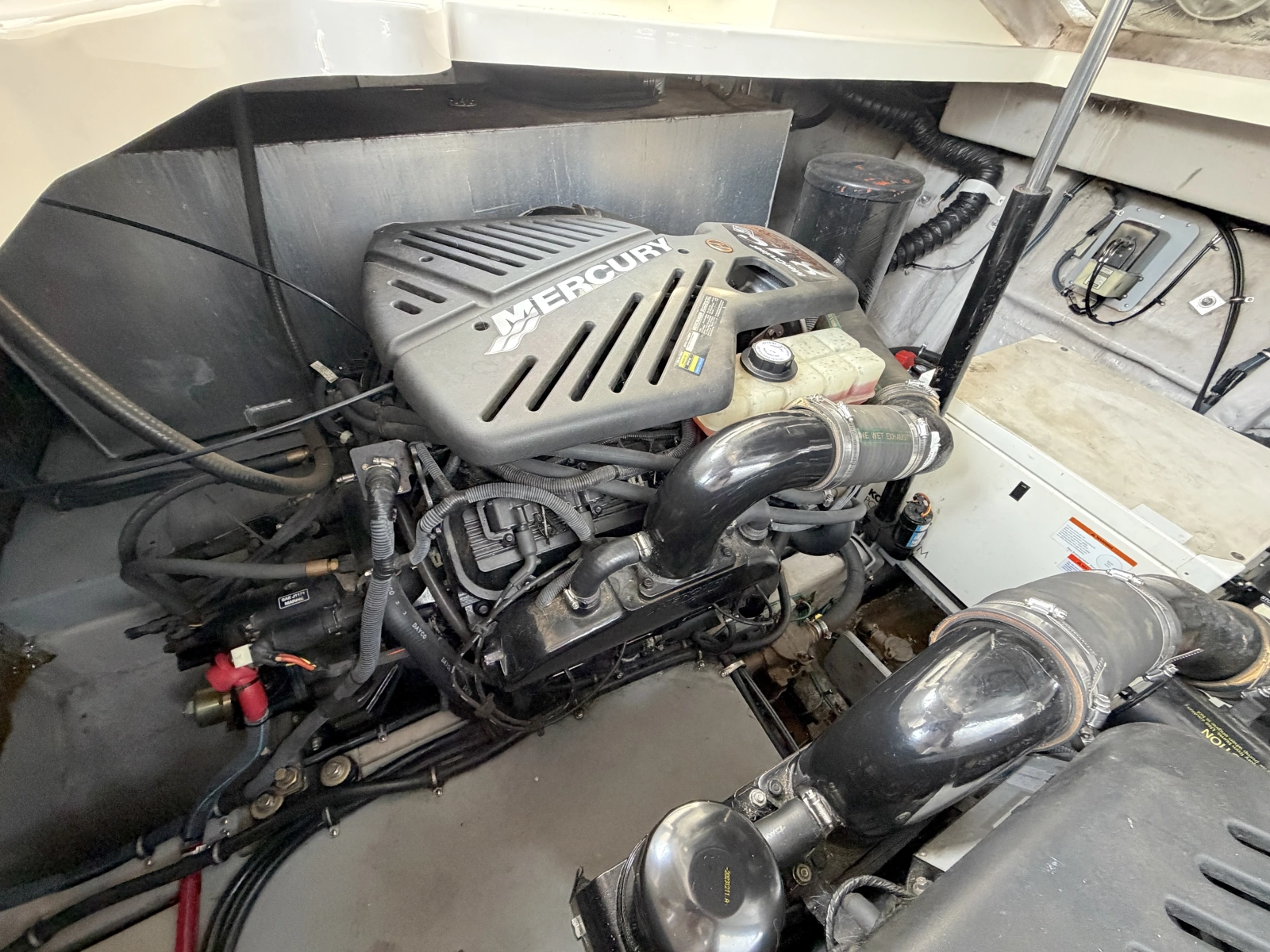 2002 Wellcraft 3700 Martinique