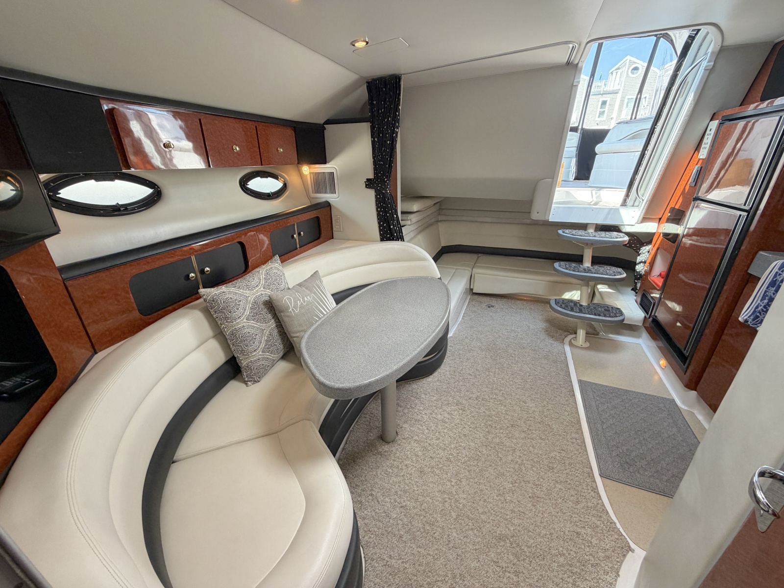 2002 Wellcraft 3700 Martinique