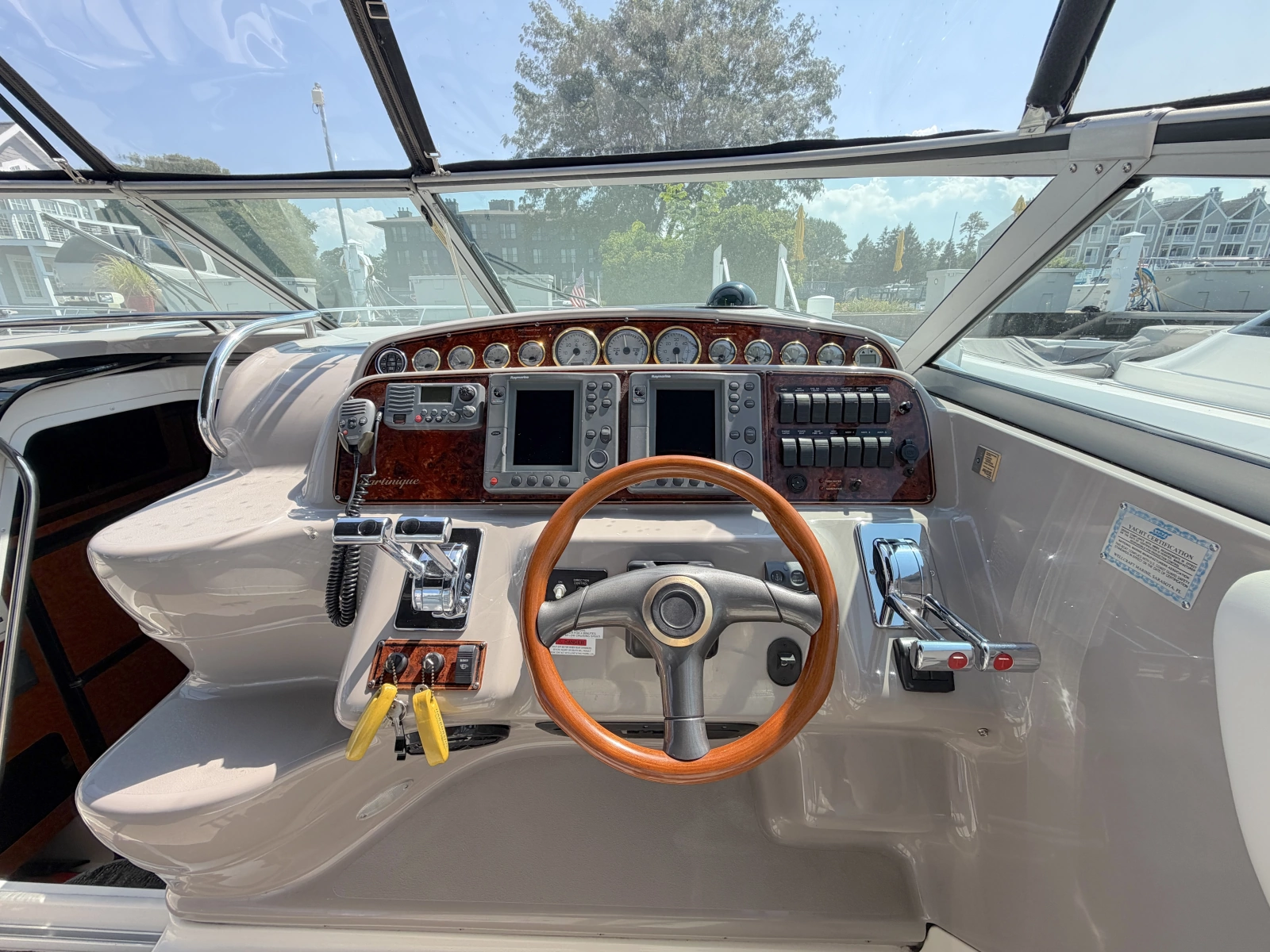2002 Wellcraft 3700 Martinique