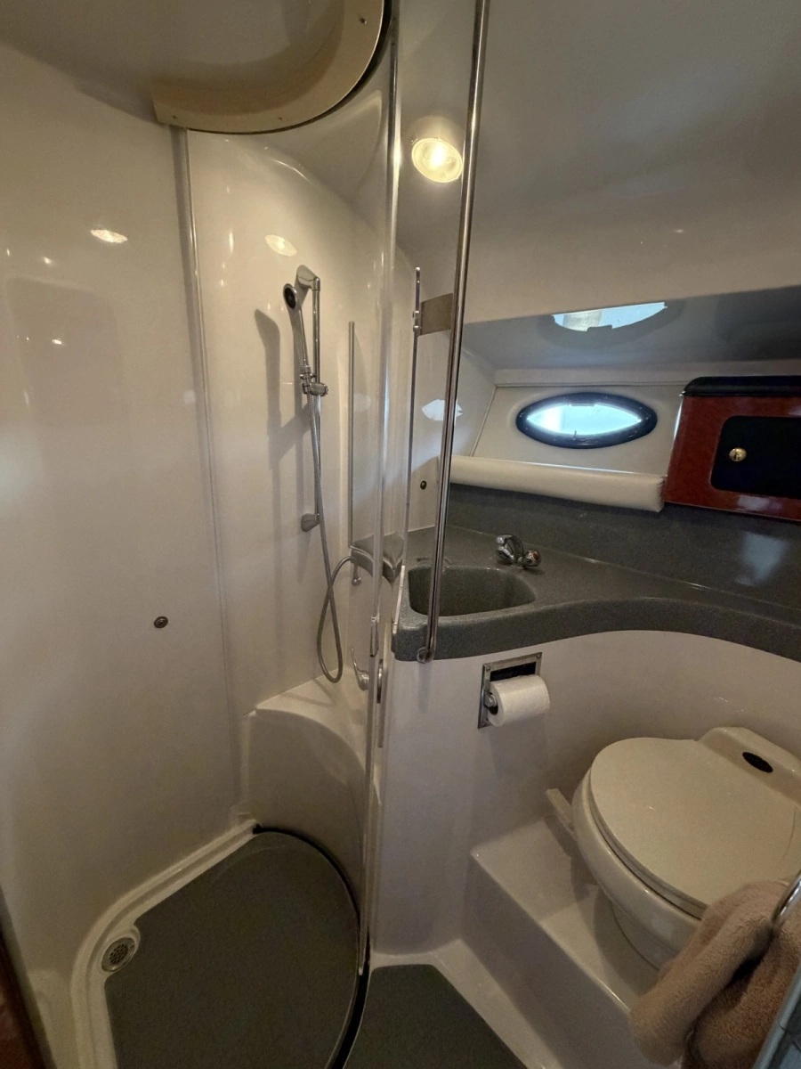 2002 Wellcraft 3700 Martinique
