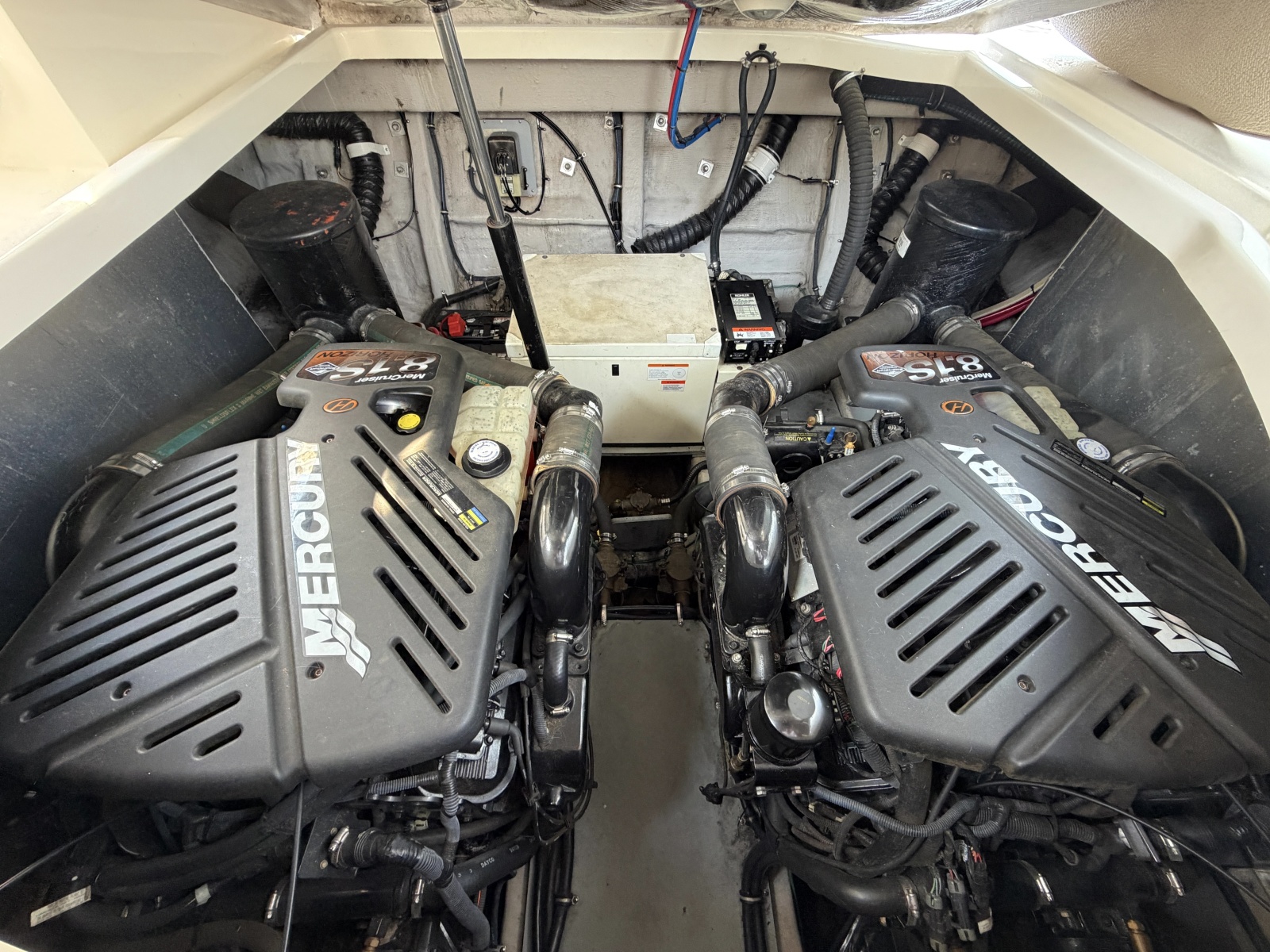 2002 Wellcraft 3700 Martinique