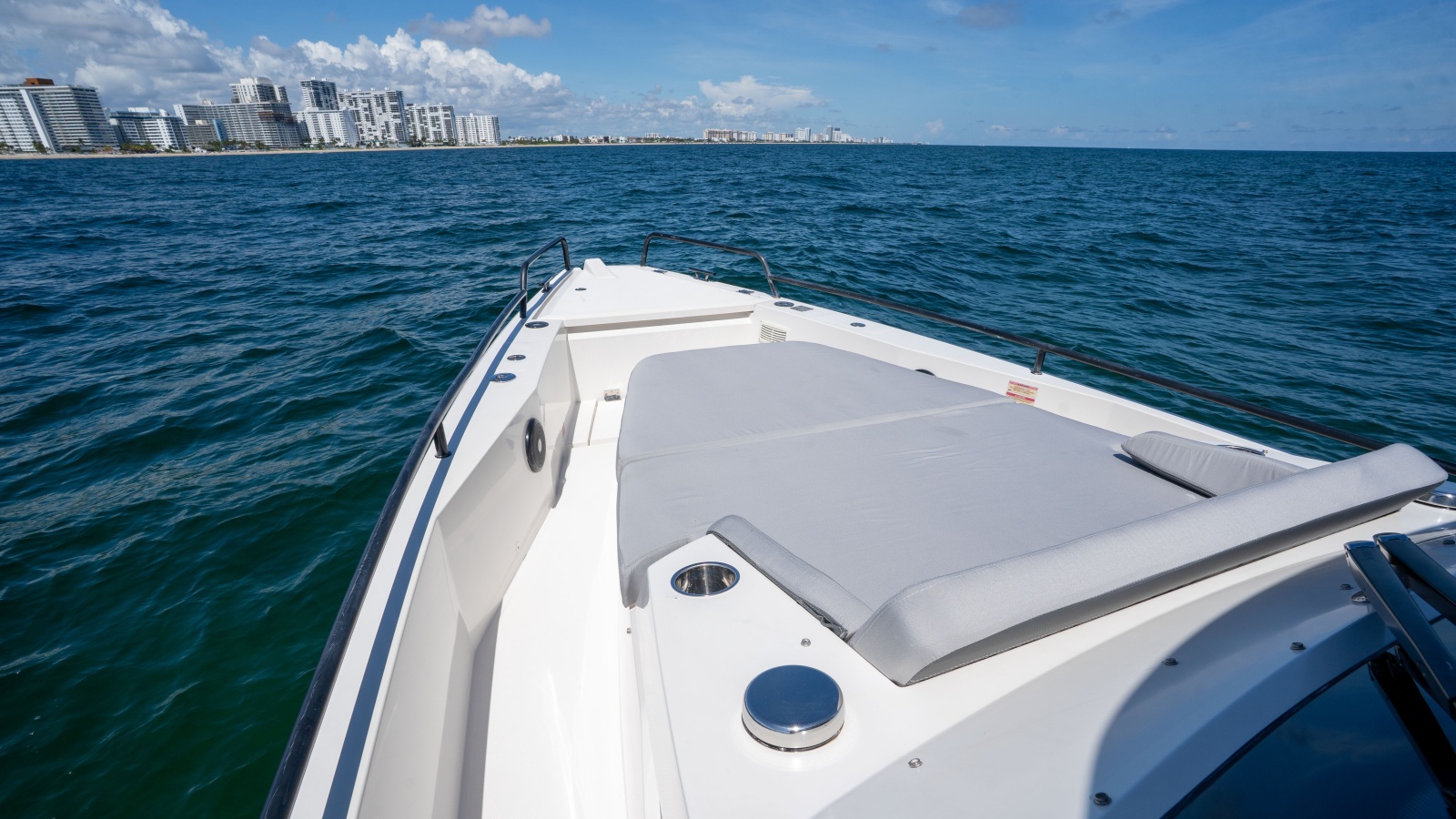 2020 Axopar Sun-Top
