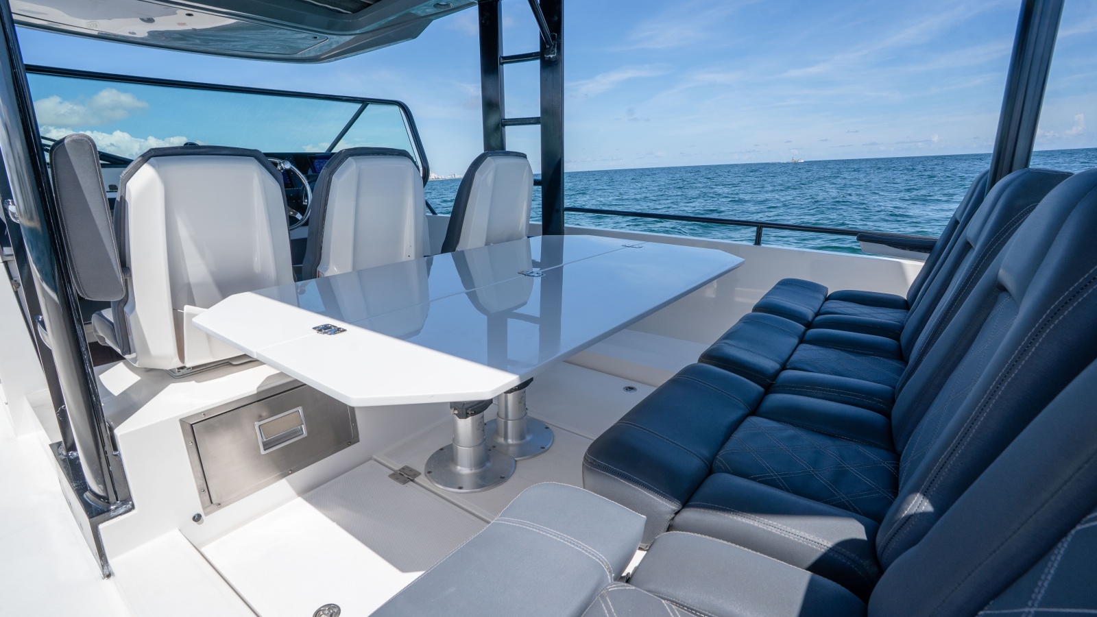 2020 Axopar Sun-Top