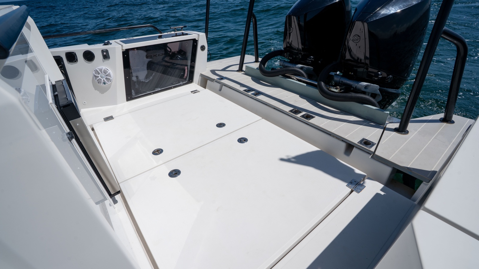 2020 Axopar Sun-Top