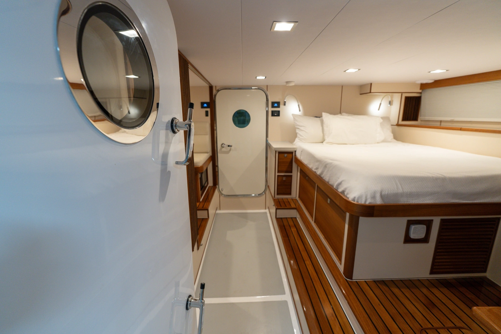 2025 Marlow Explorer 70E MkII-CB