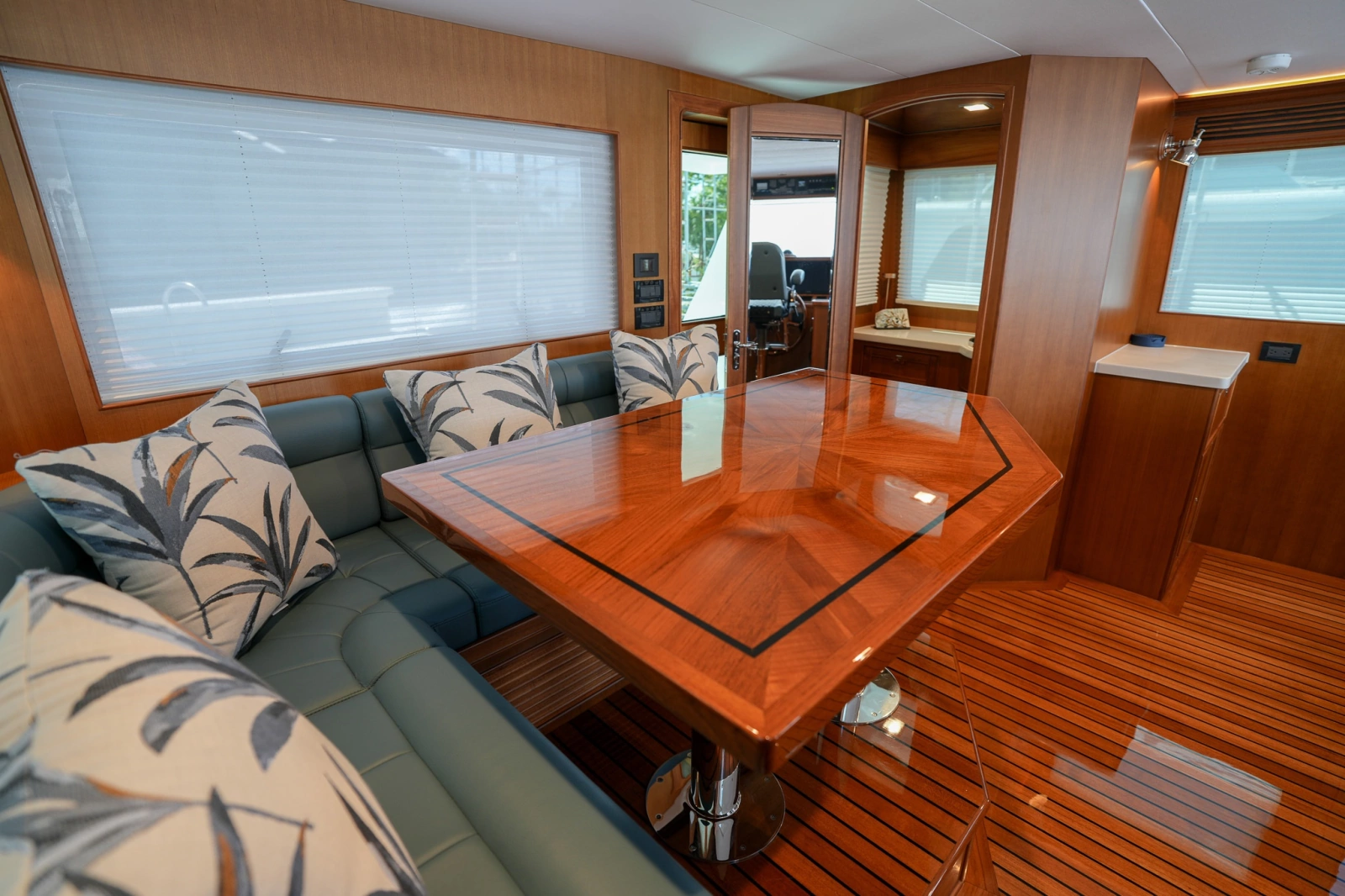 2025 Marlow Explorer 70E MkII-CB