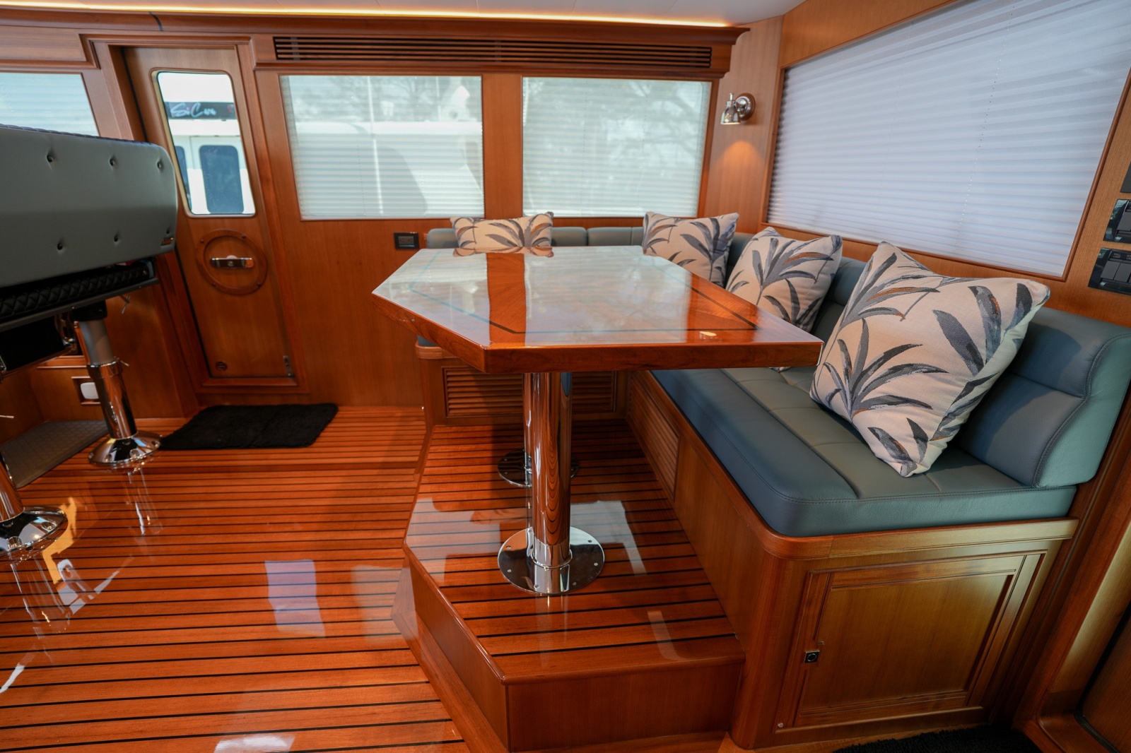 2025 Marlow Explorer 70E MkII-CB — TENACITY