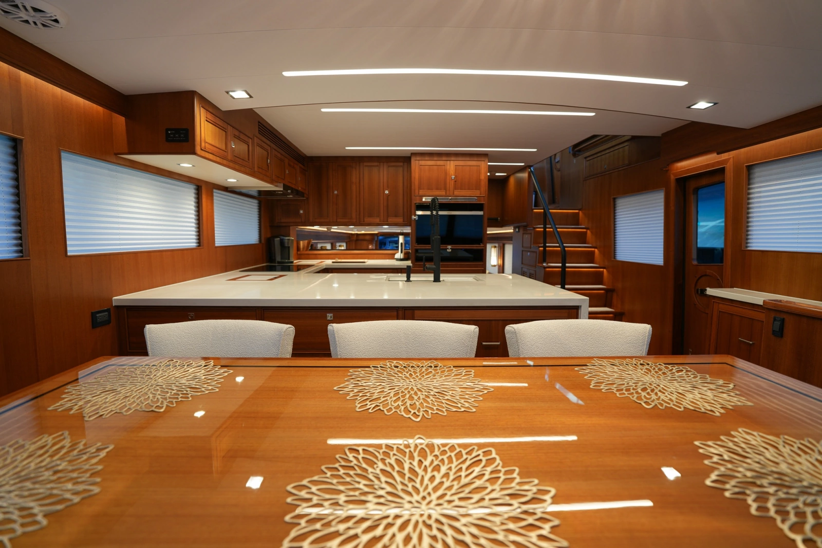 2025 Marlow Explorer 70E MkII-CB
